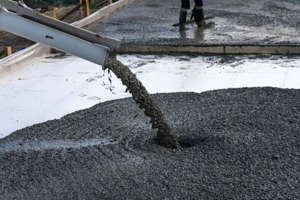 Best Concrete Driveway Installation  in Morton, WA